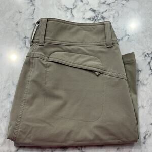 Lole Khaki Active Shorts Inseam 9" Size 8
